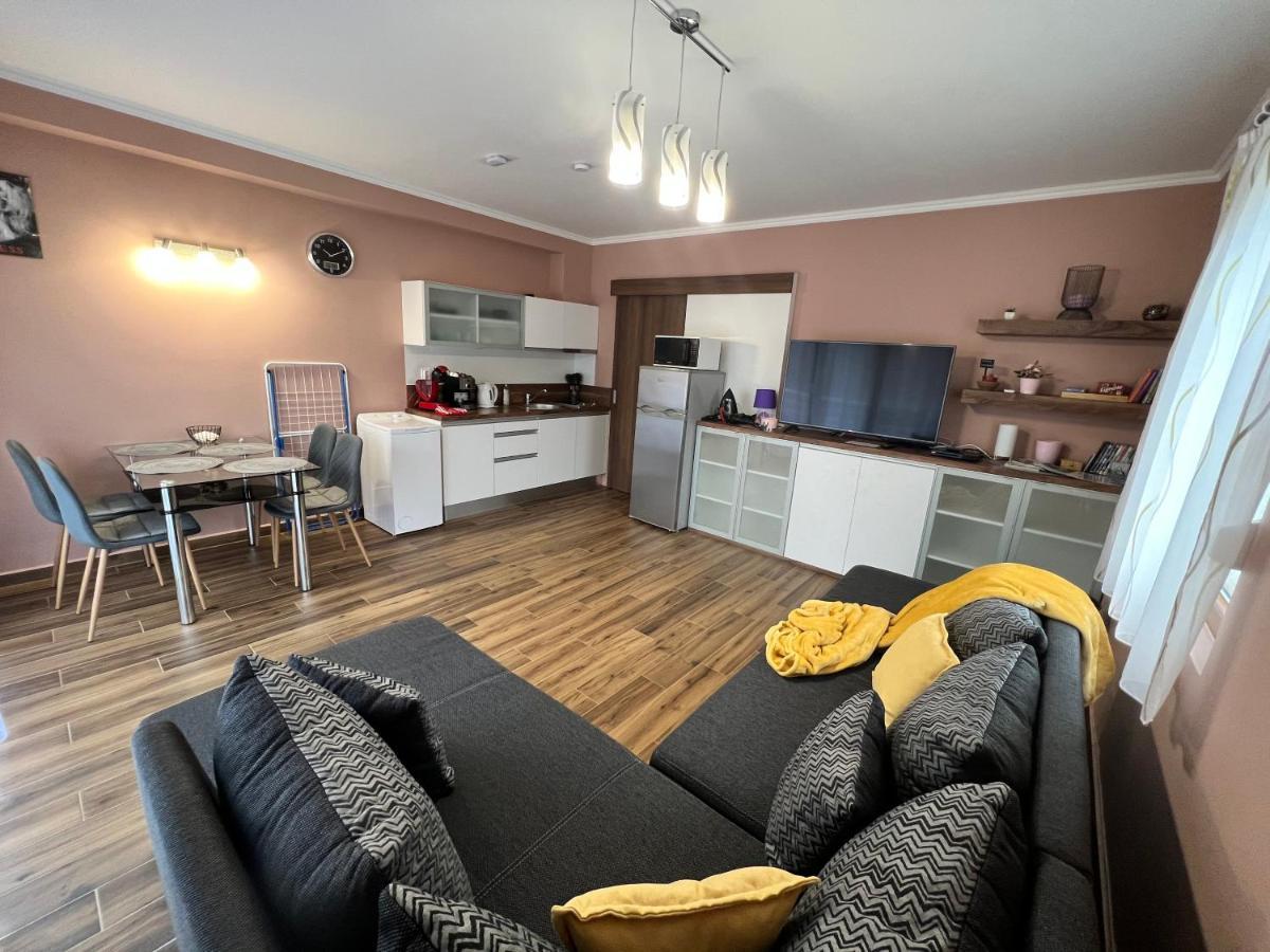 Dorina Wellness Apartman Siofok Bagian luar foto