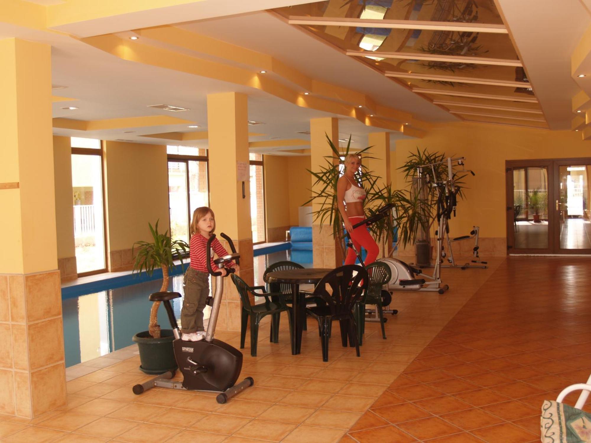 Dorina Wellness Apartman Siofok Bagian luar foto