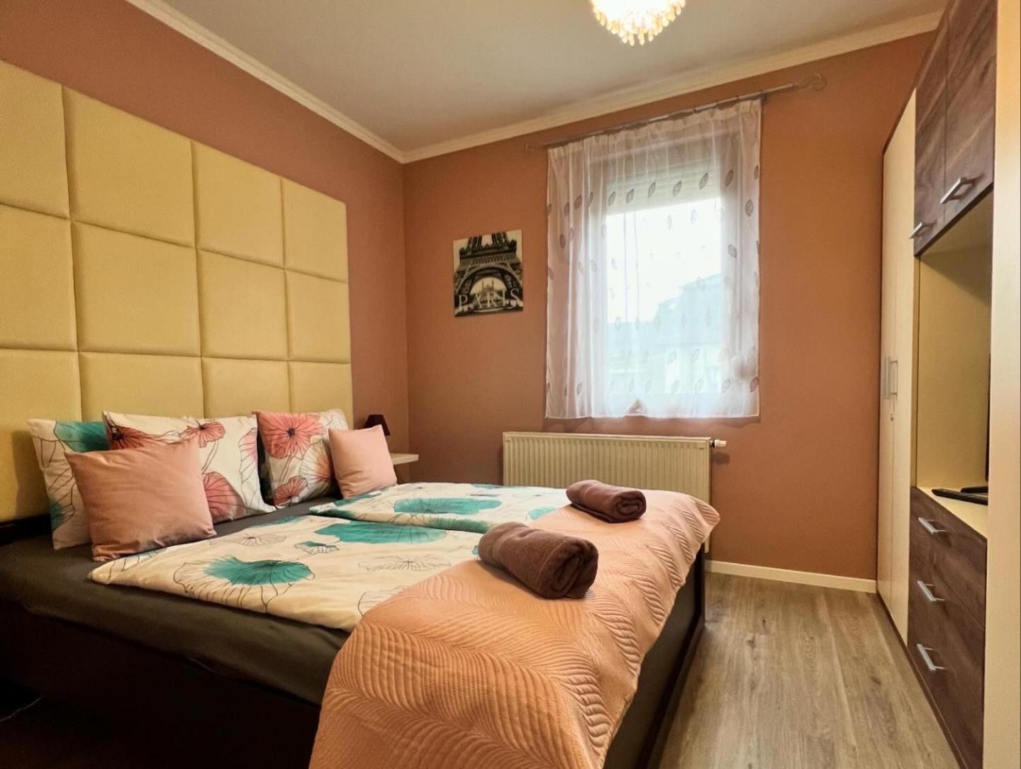 Dorina Wellness Apartman Siofok Bagian luar foto